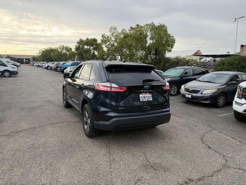 STONE BLUE METALLIC 2023 Ford Edge SEL