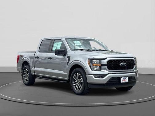 ICONIC SILVER METALLIC 2023 Ford F-150 XL