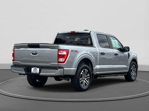 ICONIC SILVER METALLIC 2023 Ford F-150 XL