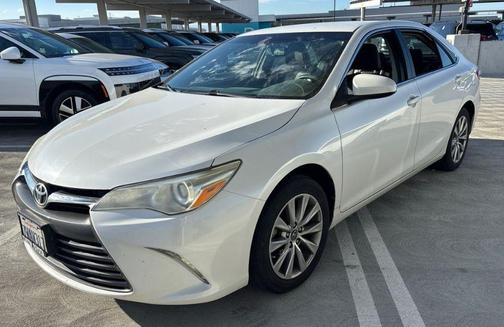 2017 Toyota Camry XLE