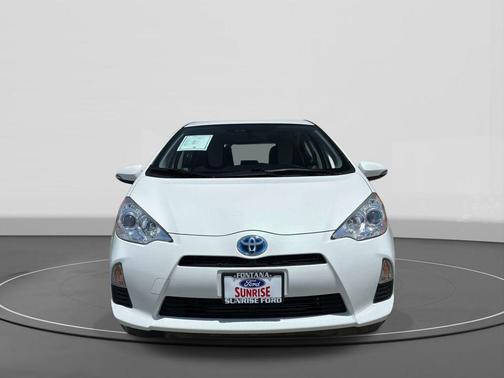 Moonglow 2014 Toyota Prius c One