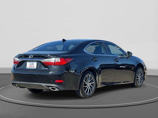 2016 Lexus ES 350 Base