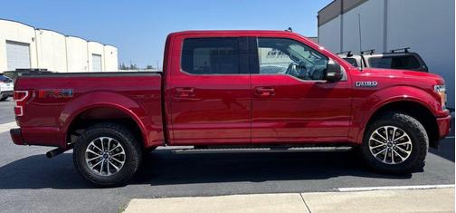 RUBY RED METALLIC TINTED CC 2019 Ford F-150 XLT