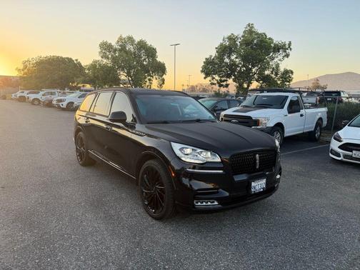 INFINITE BLACK MET CC 2023 Lincoln Aviator Reserve