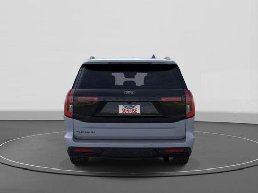 GLACIER GRAY MET TRI-COAT 2026 Ford Expedition Platinum
