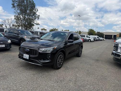 AGATE BLACK METALLIC 2025 Ford Escape PHEV SE