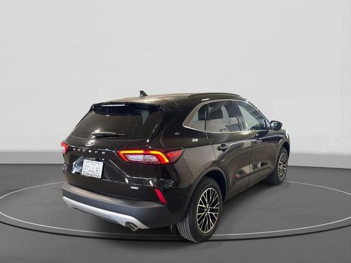 AGATE BLACK METALLIC 2025 Ford Escape PHEV SE
