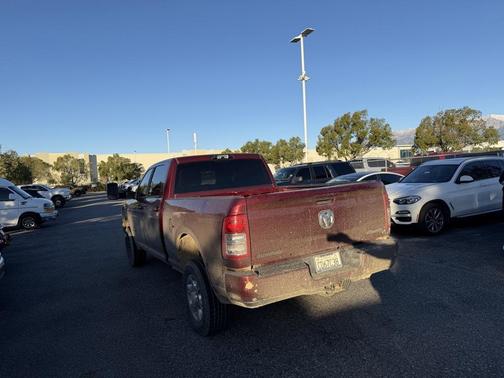 2022 RAM 2500 Big Horn Crew Cab 4x4 6'4' Box