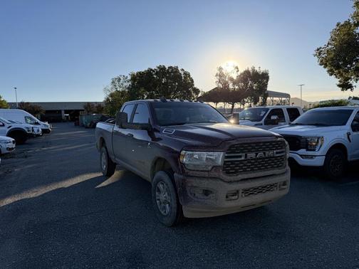 2022 RAM 2500 Big Horn Crew Cab 4x4 6'4' Box