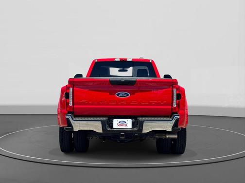 RACE RED 2023 Ford F-350 XLT