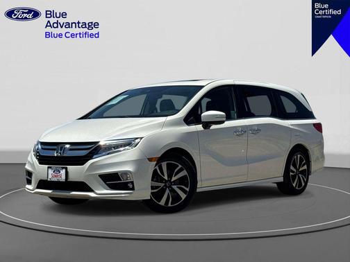 White Diamond Pearl 2019 Honda Odyssey Elite