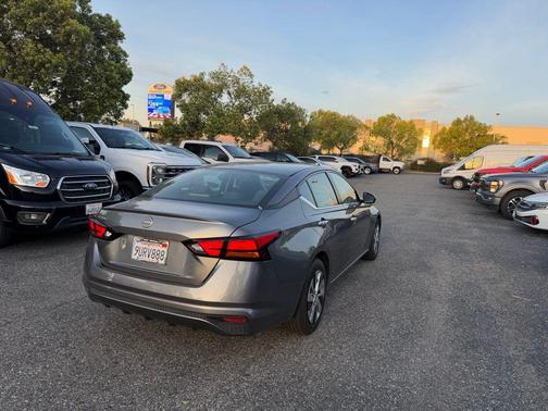 2023 Nissan Altima S FWD