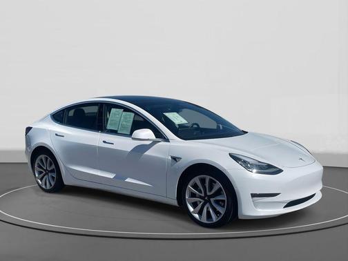 2020 Tesla Model 3 Performance