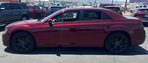 Velvet Red Pearlcoat 2022 Chrysler 300 S