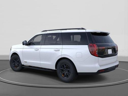 STAR WHITE MET TRI-COAT 2026 Ford Expedition Tremor