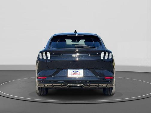 2022 Ford Mustang Mach-E GT
