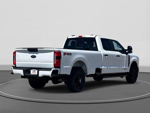 OXFORD WHITE 2026 Ford F-350 XL