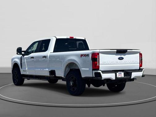 OXFORD WHITE 2026 Ford F-350 XL