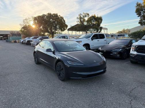 2025 Tesla Model 3 Long Range