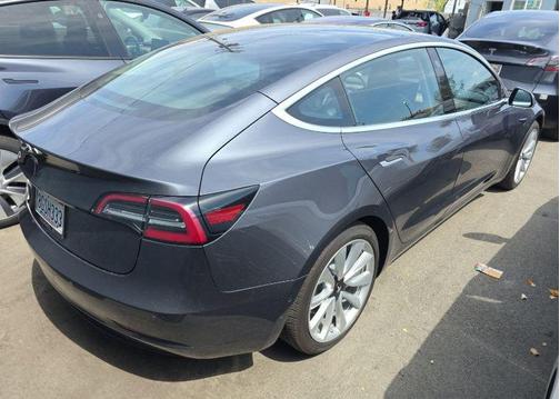 2018 Tesla Model 3 Long Range