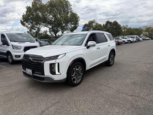 Hyper White 2023 Hyundai PALISADE Limited