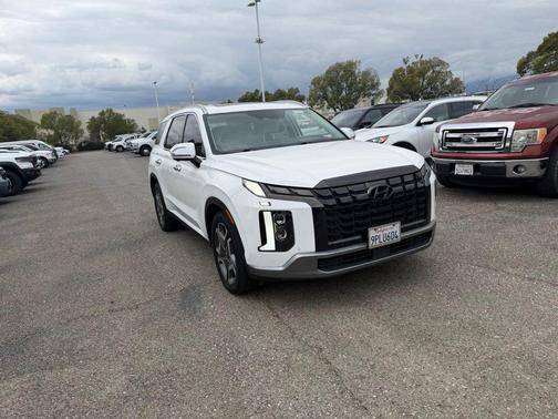 Hyper White 2023 Hyundai PALISADE Limited