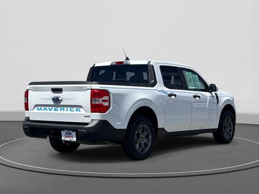 OXFORD WHITE 2022 Ford Maverick XLT