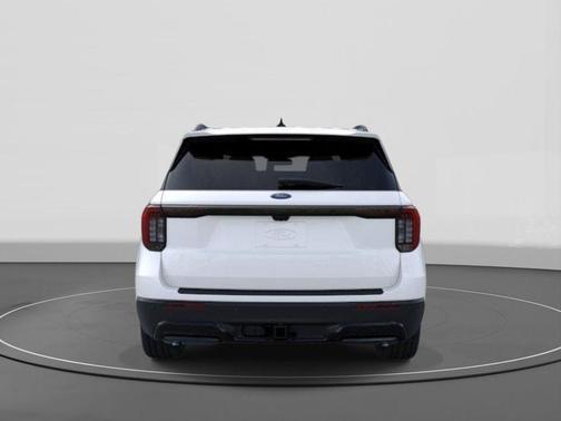 Star White Metallic Tri-Coat 2026 Ford Explorer ST-Line