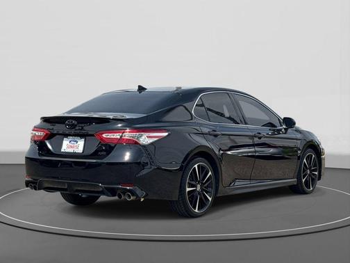 Midnight Black Metallic 2020 Toyota Camry XSE