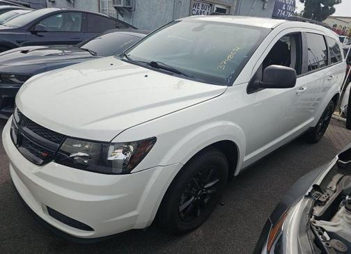 Vice White 2020 Dodge Journey SE Value