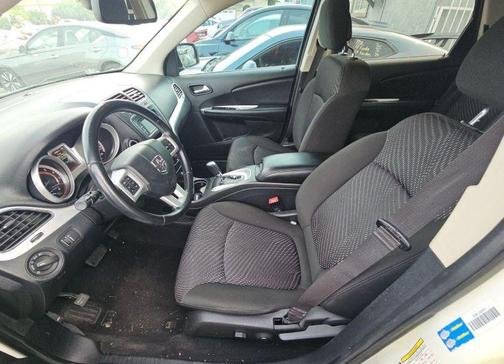 Vice White 2020 Dodge Journey SE Value