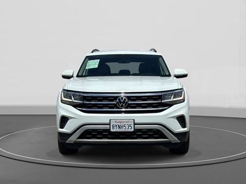 White 2021 Volkswagen Atlas 3.6L SE w/Technology