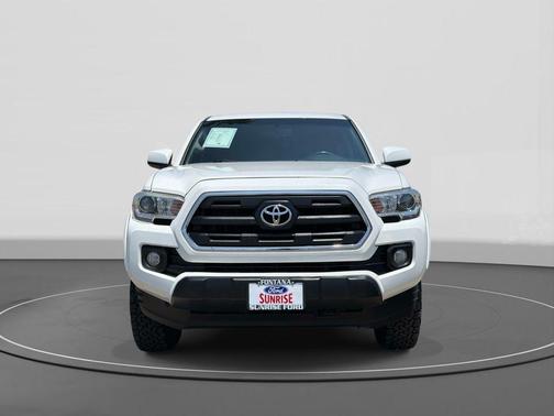 Super White 2016 Toyota Tacoma SR5