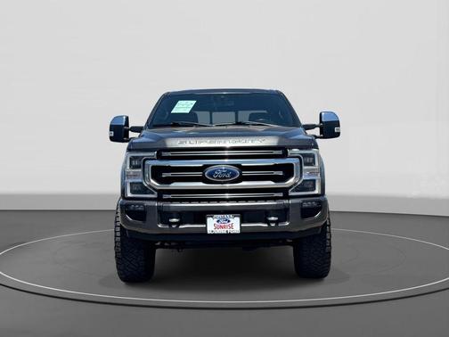 MAGNETIC 2020 Ford F-250 Platinum