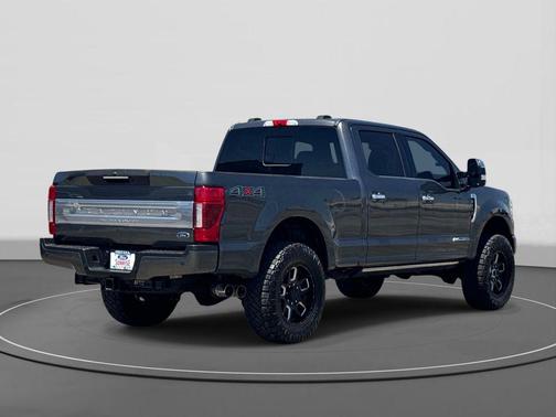 MAGNETIC 2020 Ford F-250 Platinum