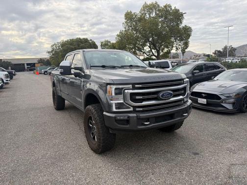 MAGNETIC 2020 Ford F-250 Platinum