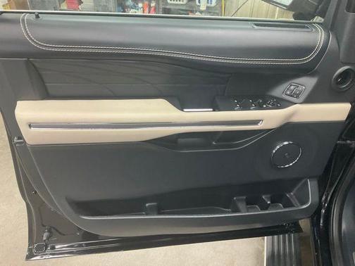 2024 Ford Expedition Max Platinum