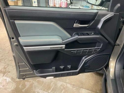 2024 Toyota Tacoma Hybrid TRD