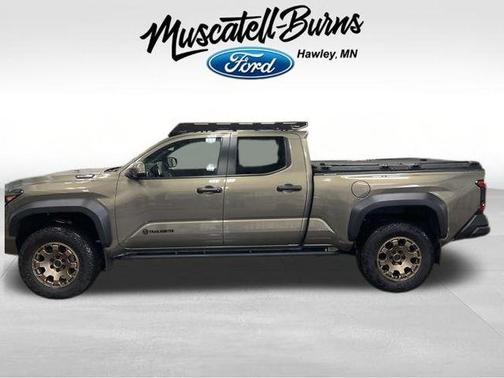 2024 Toyota Tacoma Hybrid TRD
