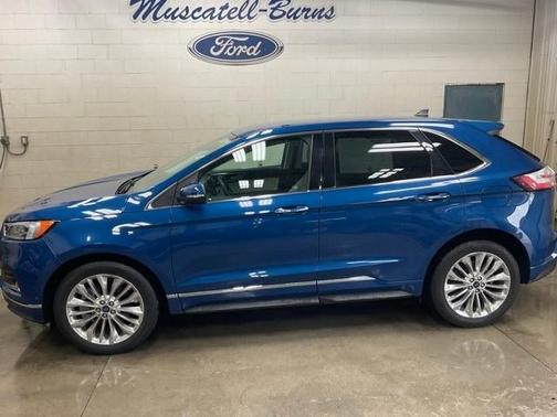 2022 Ford Edge Titanium