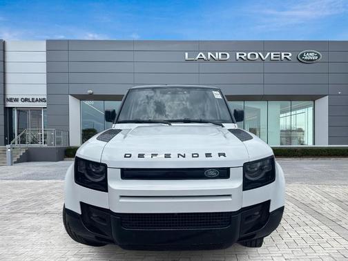 2025 Land Rover Defender P400 X-Dynamic SE
