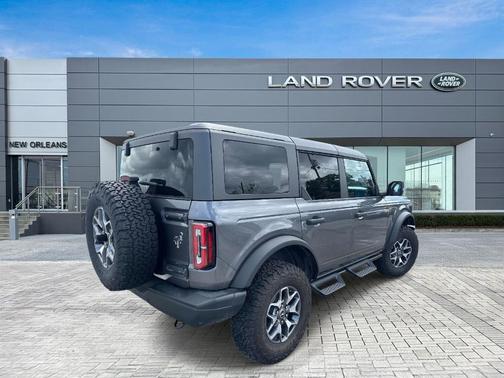 Carbonized Gray Metallic 2023 Ford Bronco Badlands