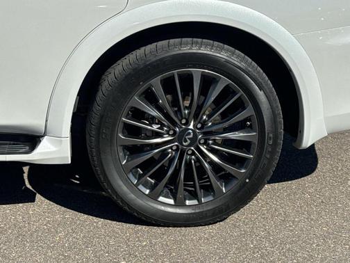 2024 INFINITI QX80 PREMIUM SELECT