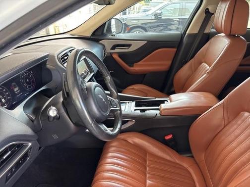2020 Jaguar F-PACE 30t Portfolio