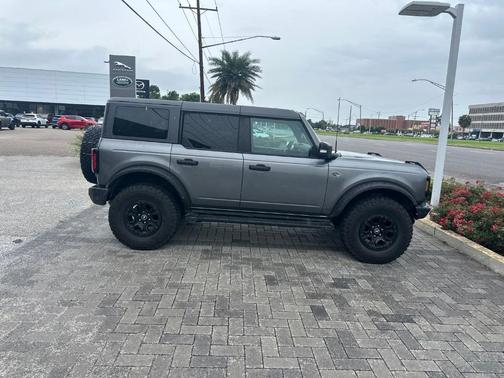 Carbonized Gray Metallic 2022 Ford Bronco Wildtrak
