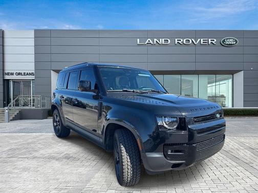 2023 Land Rover Defender 110 SE