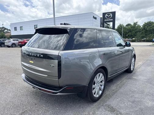 Silicon Silver 2023 Land Rover Range Rover P440e SE