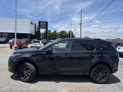 Santorini Black 2025 Land Rover Discovery Sport S