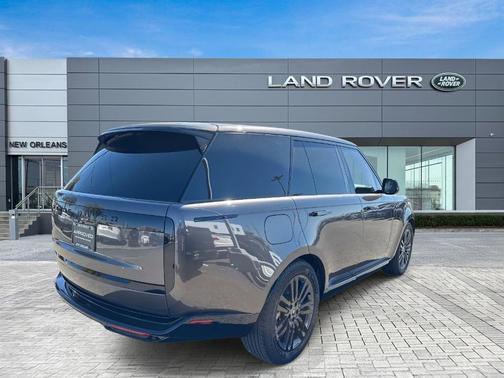 2024 Land Rover Range Rover P530 SE