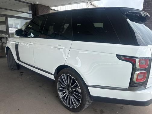 2022 Land Rover Range Rover P525 HSE Westminster